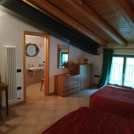 Bed and Breakfast La Cort Di Nonna Rosa Mori Exterior foto